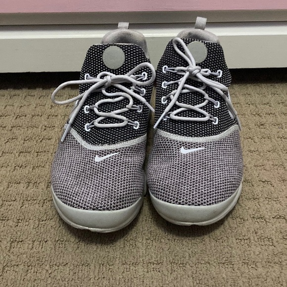 Nike purple knit Running athletic Shoes - Picture 2 of 7